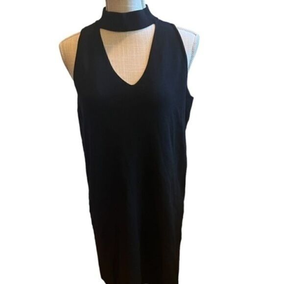 Milly Sleeveless Black Gorgeous Dress Great Condition Small 2 button back neck - Picture 2 of 14
